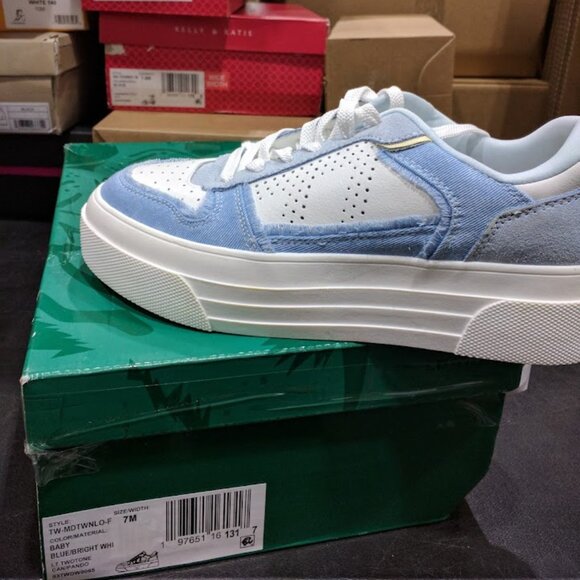 Le TIGRE Women's Midtown Low Platform Sneakers, Baby Blue/Bright White, 7 M US - Picture 1 of 3